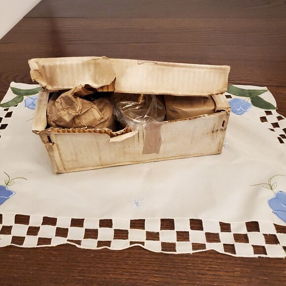 Vintage 3 Brass Footed Pierced Hinged Trinket /Altar Box NIB Made In India Set - Picture 3 of 16